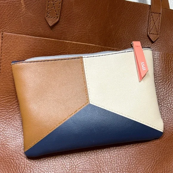 Madewell Tan Leather Tote Bag - Picture 2 of 9